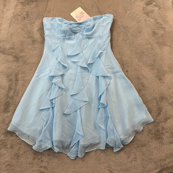 Hello Molly Dresses & Skirts - NWT Hello Molly Imagine It Strapless Mini Dress XS 2